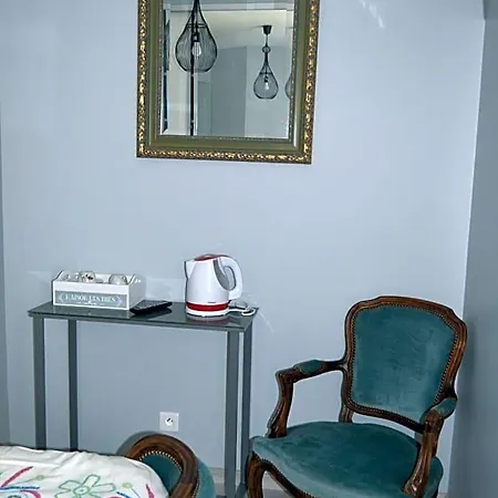 Domaine De Chantegros Bed & Breakfast *